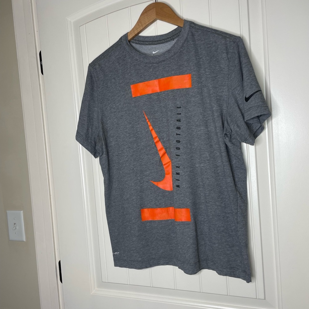 Nike Men's Gray and Orange T-Shirt